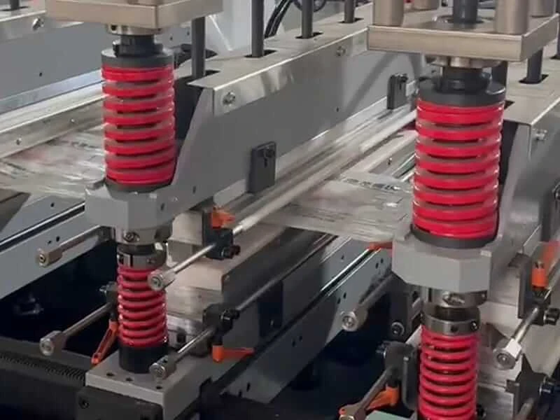 JIS模具弹簧应用场景